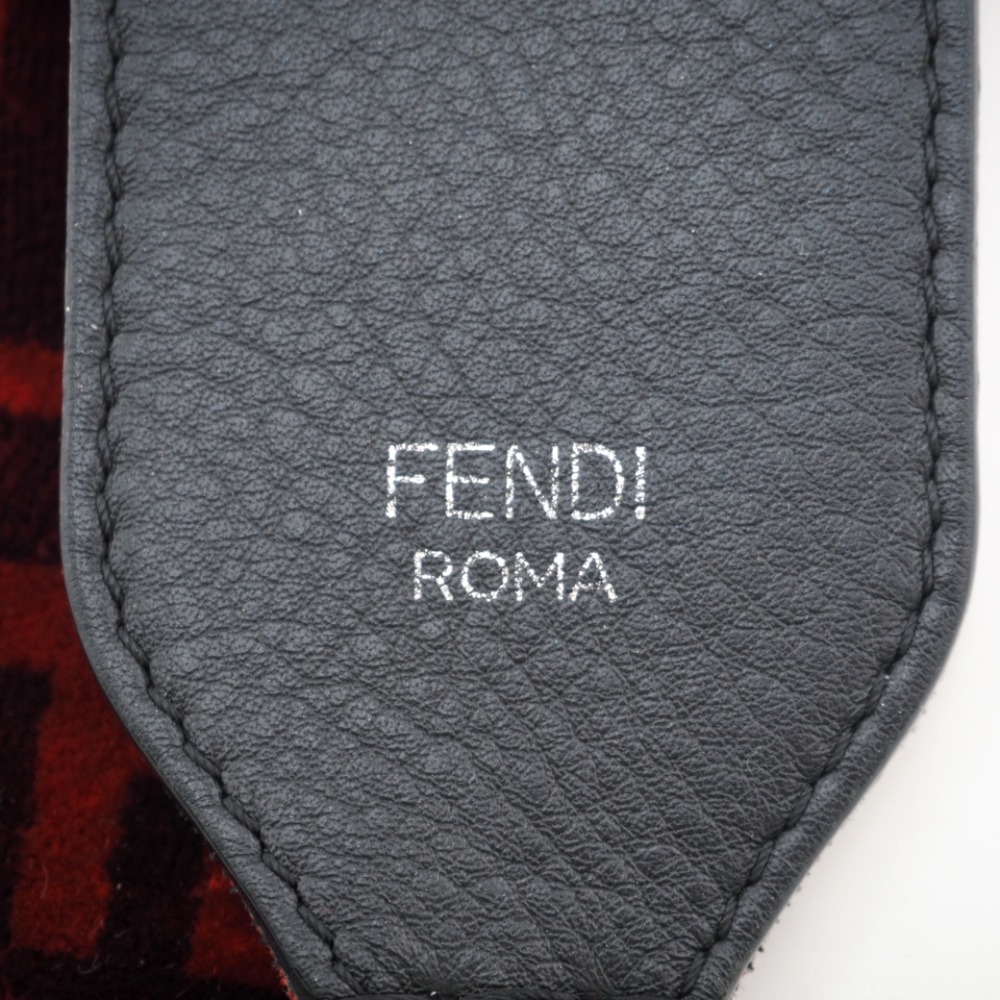 FENDI フェンディ ミニストラップ ユー ズッカ ショルダーストラップ