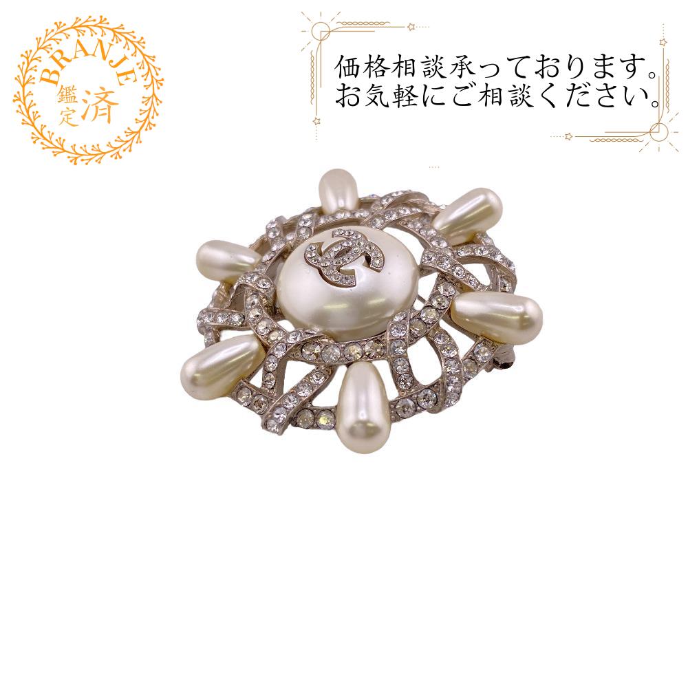 CHANEL 星柄ダブルCロゴブローチ CHANEL ダブルCロゴブローチ - メルカリ
