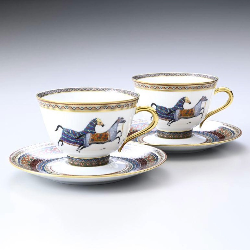 エルメス シュヴァルドリアン お茶優勝杯＆平円盤 有りの実 HERMES Cheval d\u0027Orient 9882 飛び切り洋食器 お茶C/S 2客仕掛ける ブランド名食器