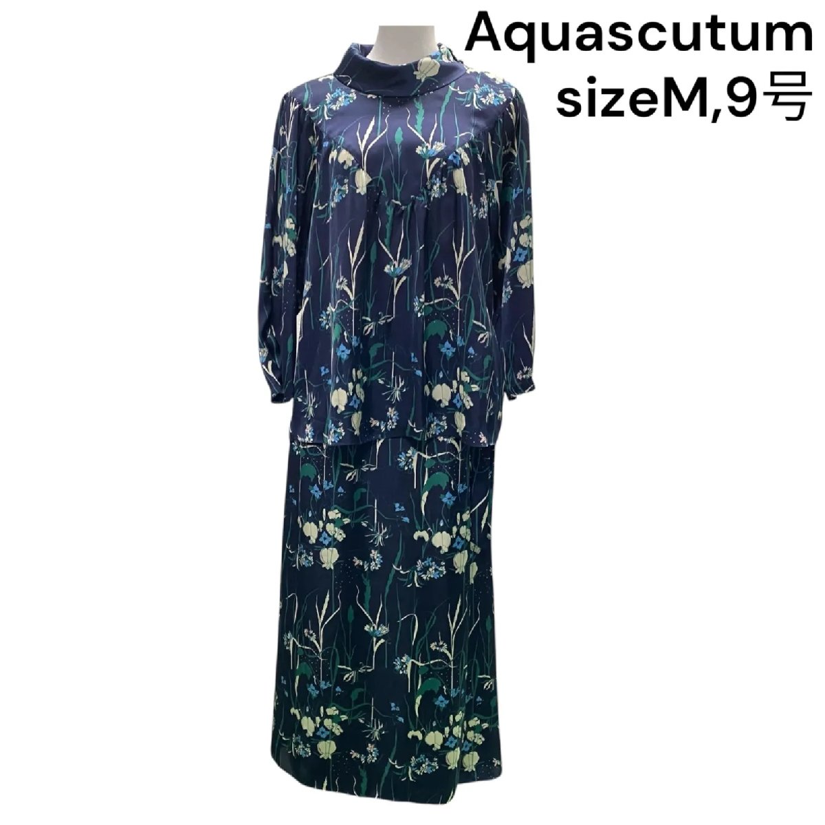 【中古】アクアスキュータム Aquascutum セットアップ スコート 長袖 総柄 米国海軍 M、9号 レディース S5T043