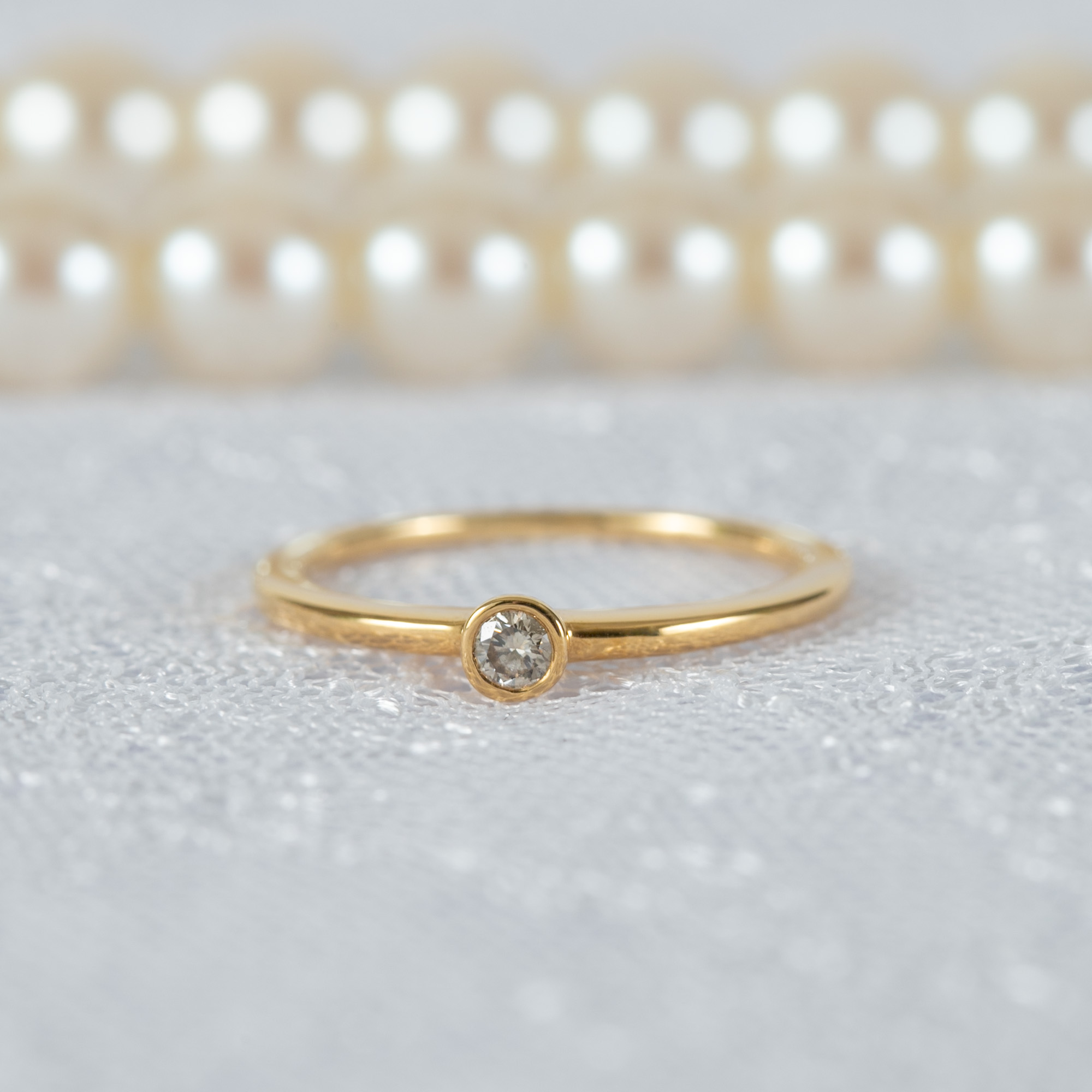 リング ダイヤ K18YG 1粒 レディース ベゼル ダイヤモンド リング 一粒 指輪 K18 0.07ct 一粒ダイヤモンドリング ダイアモンド ring 18k 重ね付け 指輪 18K 18金 イエローゴールド 覆輪留め フクリン留め プレゼント シンプル｜ブラーバジュエリー