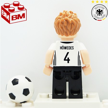 楽天市場 レゴ ミニフィギュア サッカードイツ代表 ベネディクト ヘーヴェデス 背番号４ Lego Minifigure Dfb Series Benedikt H Ouml Wedes 05 Brick Master