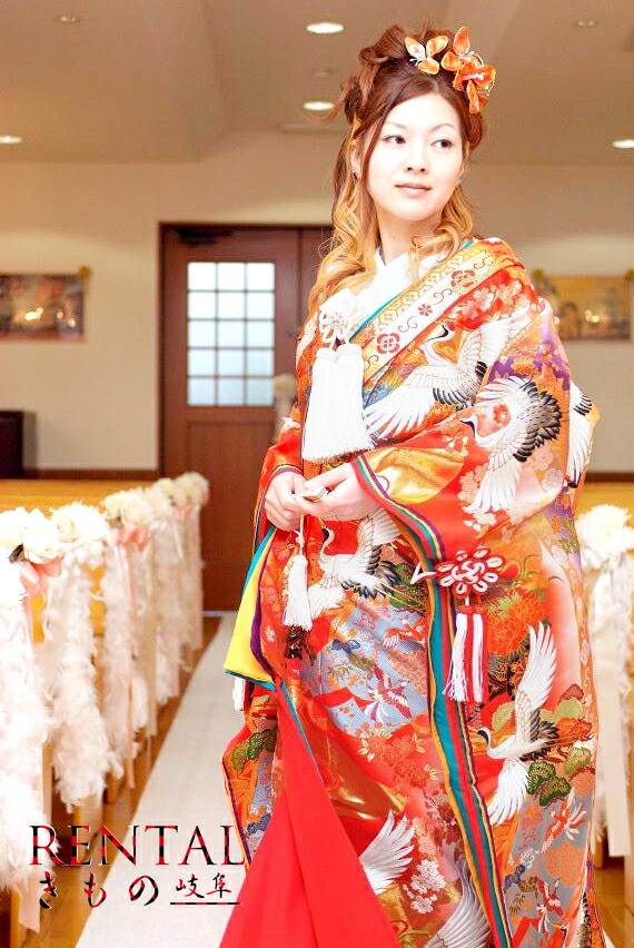 095U【花嫁御寮赤いこと打掛一揃い賃借/4泊5日/往復貨物輸送無料】《花嫁御寮 御召しもの 貸御召しもの 打ち掛け 打掛 色打掛 新和装 打掛賃借 色打掛賃借 和 華燭の典御召しもの フルセット 打掛一揃い 往復貨物輸送無料 赤 緑 金 重衿 白鶴》