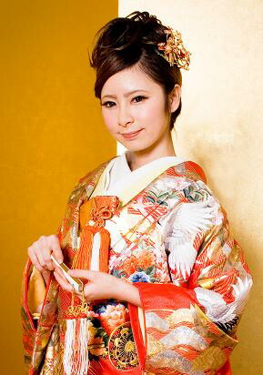 0u 花嫁 衣装 貸衣装 打ち掛け 打掛 色打掛 新和装 打掛レンタル 色打掛レンタル 和 婚礼衣装 フルセット 打掛一式 往復送料無料 赤 裾黒ボカシ 牡丹 白鶴 クーポン対象外