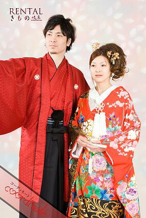 041P【花嫁御寮 花むこ 打掛 紋付 一揃い賃借/4泊5日/往復貨物輸送無料】《花嫁御寮 御召しもの 貸御召しもの 打ち掛け 打掛 色打掛 新和装 打掛賃借 色打掛賃借 和 華燭の典御召しもの フルセット 打掛一揃い 往復貨物輸送無料 ペアーセット 赤いこと