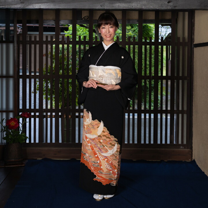 ゆったりサイズ【留袖 レンタル フルセット】【往復送料無料】高級正絹 留袖 レンタル 鶴・鬘帯文様 TS-MA541L 幅広 結婚式 母親 衣装 留袖 レンタル留袖 結婚式母親 親族 留袖 式典 叙勲 留袖 レンタル 幅広 大きいサイズ Lサイズ