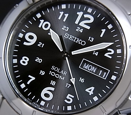 【楽天市場】SEIKO/ソーラー時計【セイコー】メンズ腕時計 メタルベルト ブラック文字盤 SNE095P1 海外モデル【並行輸入品