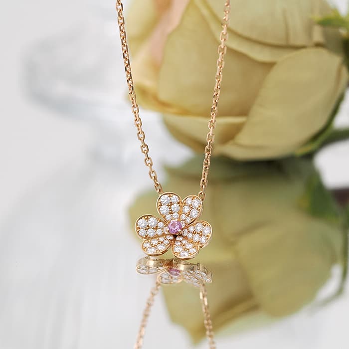 最高級　刻印　フリヴォル　ネックレス　豪華 最高級 刻印 フリヴォル ネックレス 豪華 ネックレス