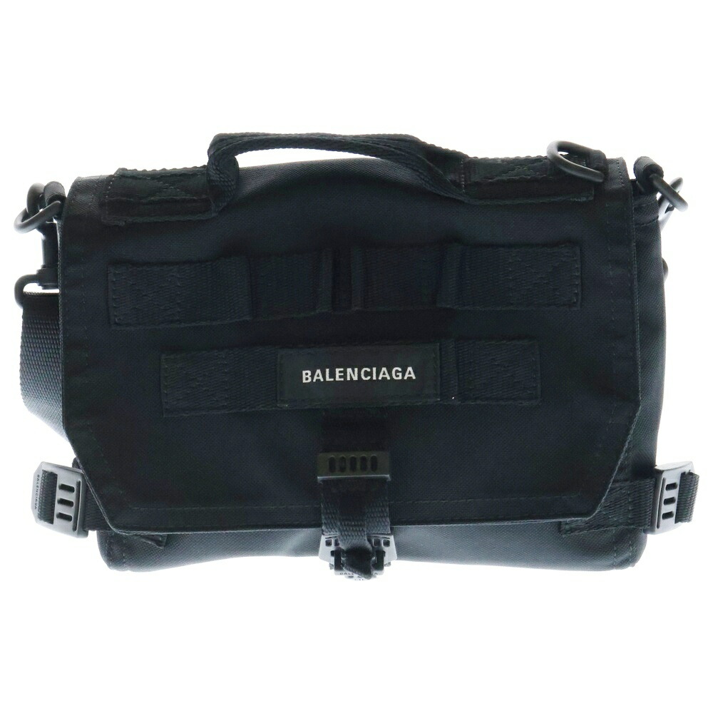 ◆関税込み・速達◆BALENCIAGA(バレンシアガ) ショルダーバッグ 関税込み】Le Cagole XS ジップポケット付 レザーボディバッグ