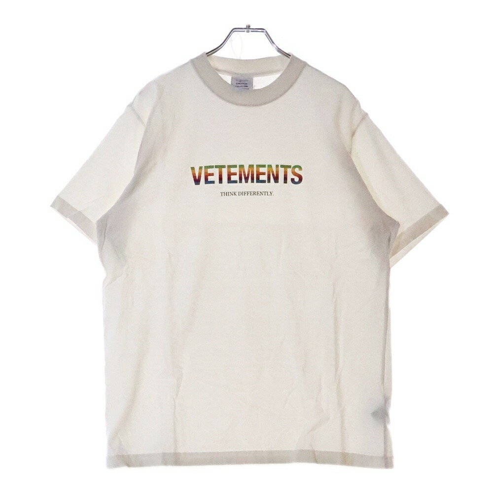 VETEMENTS(ヴェトモン) 大きさ:M TINK DIFFERETLY ロゴタイプ刷り上げる 労働者の一団のど首半袖プルオーバーカットソー 白いこと UE51TR620W【中古】【座標軸B】【色合い白いこと】【取りまわしバス発着場BRING横浜ビブレ店】