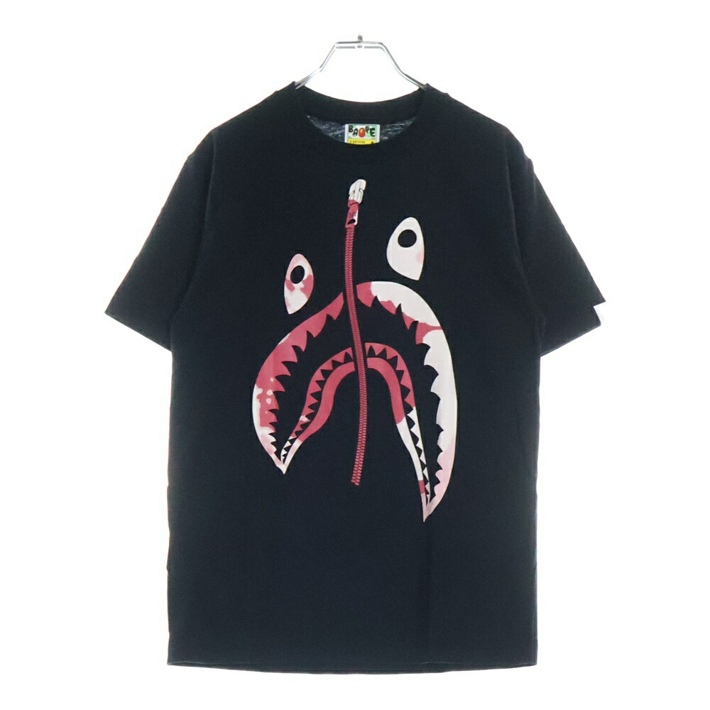 A BATHING APE(アベイシングエイプ) 大きさ:S TIE DYE TWIST SHARK TEE 労働者の一団のど首半袖プルオーバーカットソー 黒いこと/サクラ色 001電話機301044M【新古品/中古】【座標軸S】【色合い黒いこと】【取りまわしバス発着場BRING京都河原町店】