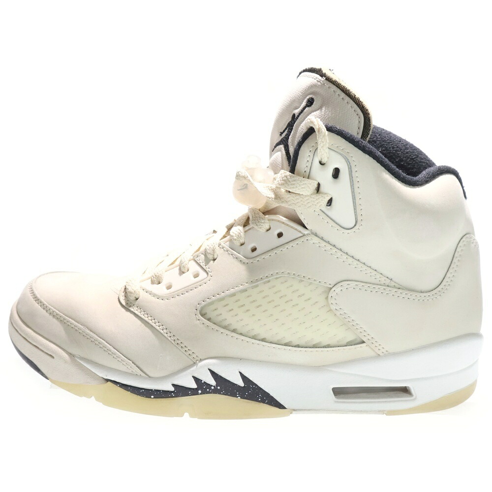 NIKE(ナイキ) 大きさ:US8.5/26.5糎 Air Jordan 5 Retro SE Sail エアジョーダン5 レトロ SE セイル ハイカットスニーカー 白いこと US8.5/26.5糎 FN7406-100【中古】【座標軸B】【色合い白いこと】【取りまわしバス発着場BRING THRIFT CLOSET 幕張店】