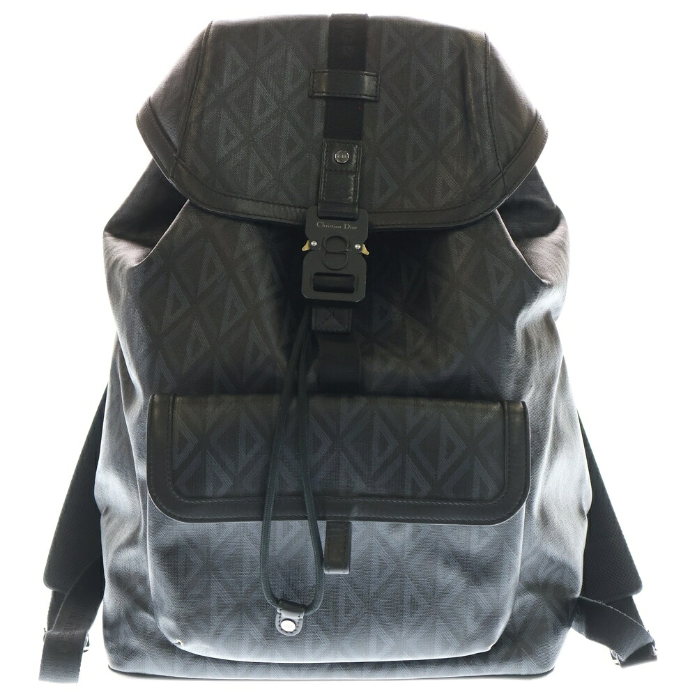 DIOR(クリスチャンディオール) Hit The Road Backpack CD Diamond Canvas 殴りつける ザ 読み込む うしろ側容器に並べる CD 金剛石 背嚢 黒いこと 1HTBA184CDP【中古】【座標軸B】【カラーネイビー】【取りまわしバス発着場新宿】