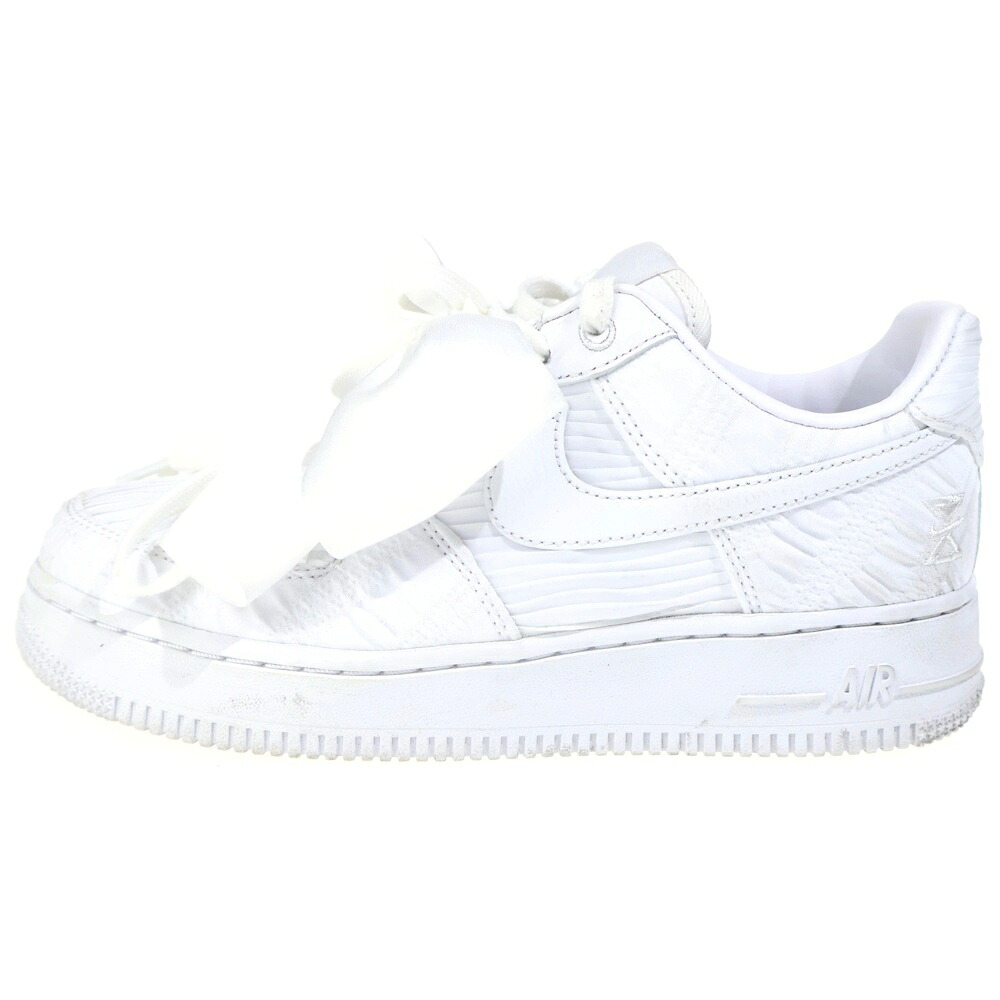 NIKE(ナイキ) 大きさ:24.5糎 Wmns Air Force 1 07 LX White Bow DV4244-111 ウィメンズ 空軍1 07 LX 洋弓 ローカットスニーカー 白いこと US7.5/24.5糎【中古】【座標軸B】【色合い白いこと】【取りまわしバス発着場BRING THRIFT CLOSET 幕張店】