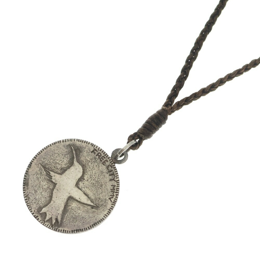FREE CITY(無償性シティ) Large Coin Sparrow Silver Necklace ラージ 硬貨 スパロウ しろがね色 首飾り しろがね色【中古】【座標軸B】【色つやしろがね色】【オンライン押さえる商いもの】