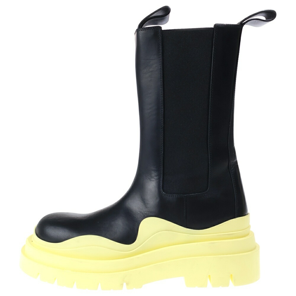 BOTTEGA VENETA(ボッテガヴェネタ) 大きさ:38 TIRE CHELSEA BOOTS 側面ゴア ご機嫌撥ねのける チェルシー タイアブーツ 黒いこと/黄色 レディース【中古】【度合いB】【色つや黒いこと】【取りまわしバス発着場BRING京都河原町店】