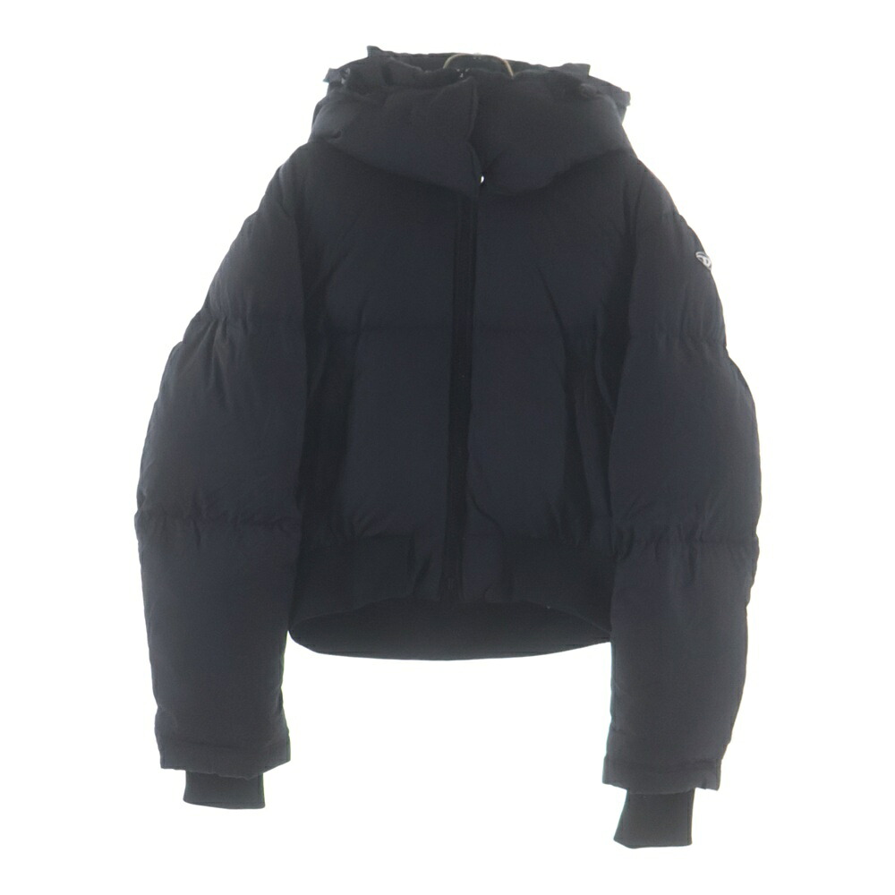 DIESEL(ディーゼル) サイズ:42 W-PEYT-SHORT ショートクロップド ジップアップフーディー ダウン ブラック A10578【中古】【程度B】【カラーブラック】【オンライン限定商品】｜ブランド買取・販売　BRING