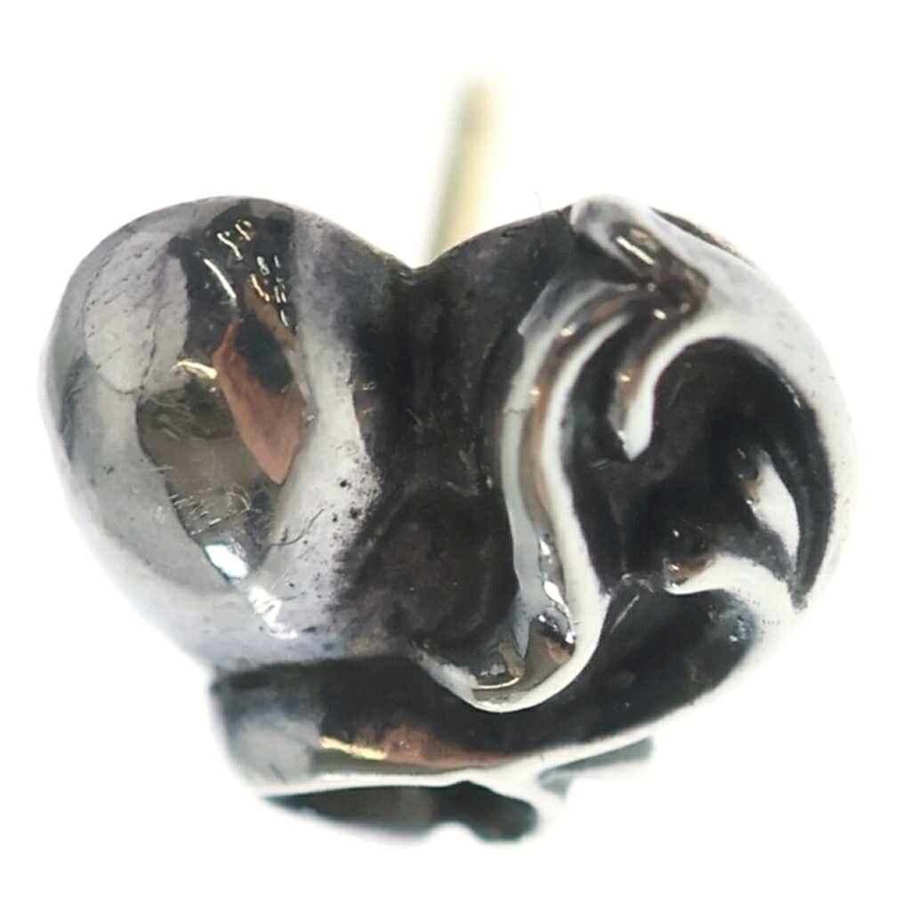 CHROME HEARTS(クロムハーツ) STUD HEART ハート スタッドピアス シルバー BCA112【中古】【程度B】【カラーシルバー】【取扱店舗OneStyle原宿店】｜ブランド買取・販売　BRING
