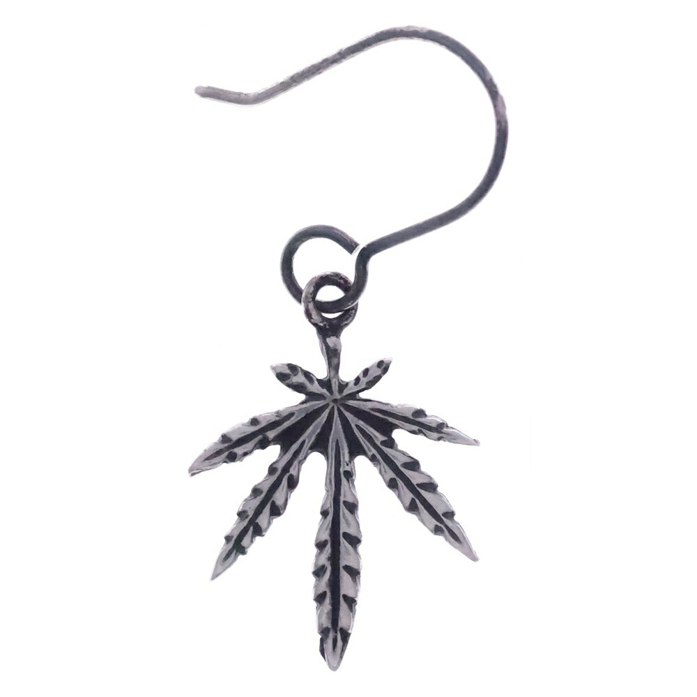 goro\u0027s(ゴローズ) SV水呑み小 ピアス しろがね色【中古】【座標軸B】【色合いしろがね色】【取りまわしバス発着場BRING横浜ビブレ店】