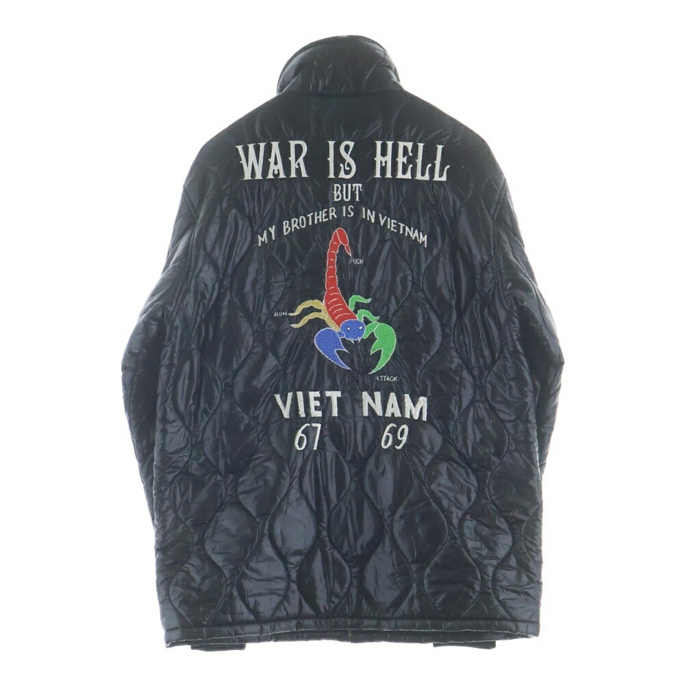 CHALLENGER(チャレンジャー) 大きさ:XL 向こう正面刺しゅう WAR IS HELL 中綿キルティング 差し上げ物 ジップアップジャケット 黒いこと CLG-JK 012-015【中古】【座標軸B】【色つや黒いこと】【オンライン押さえる商いもの】