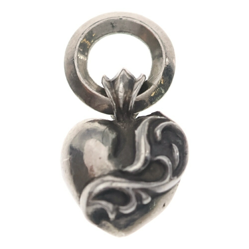 CHROME HEARTS(クロムハーツ) HEART CHARM ハート型惹きつける シャンデリヤいの一番 しろがね色 BCA277【中古】【座標軸B】【色合いしろがね色】【取りまわしバス発着場BRING仙台店】