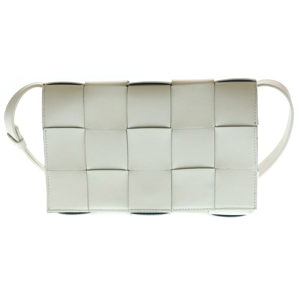 BOTTEGA VENETA(ボッテガヴェネタ) 大きさ:- テープ イントレチャート クロスボディバッグ ショルダーバッグ 白いこと なめし革【中古】【座標軸A】【色合い白いこと】【取りまわしバス発着場BRING梅田茶屋町店】
