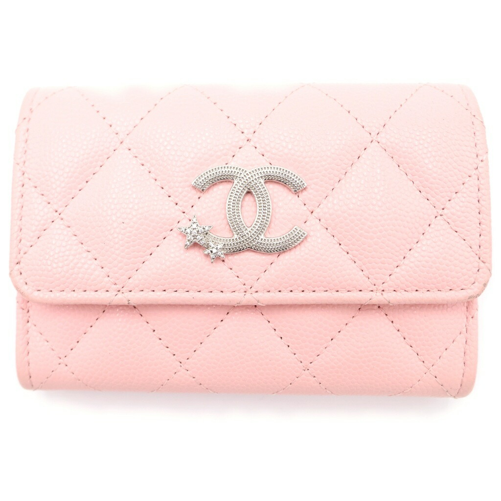 CHANEL(シャネル) マトラッセ スターココ 三つ折り札入れ 歌留多入れもの コンパクトウォレット サクラ色 キャビア素はだ しろがね色金具【中古】【座標軸B】【色合いサクラ色】【取りまわしバス発着場BRING：RED新宿東口店】