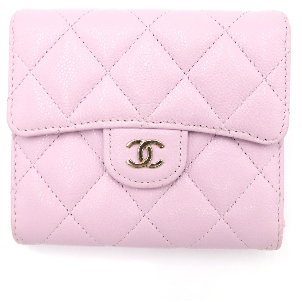 CHANEL(シャネル) マトラッセ 二つ折り金入れ コンパクトウォレット コインケース 点火装置さくら色 キャビアひと肌 なめし革 ゴールド金具【中古】【度合いA】【色つやさくら色】【取りまわしバス発着場BRING：RED新宿東口店】