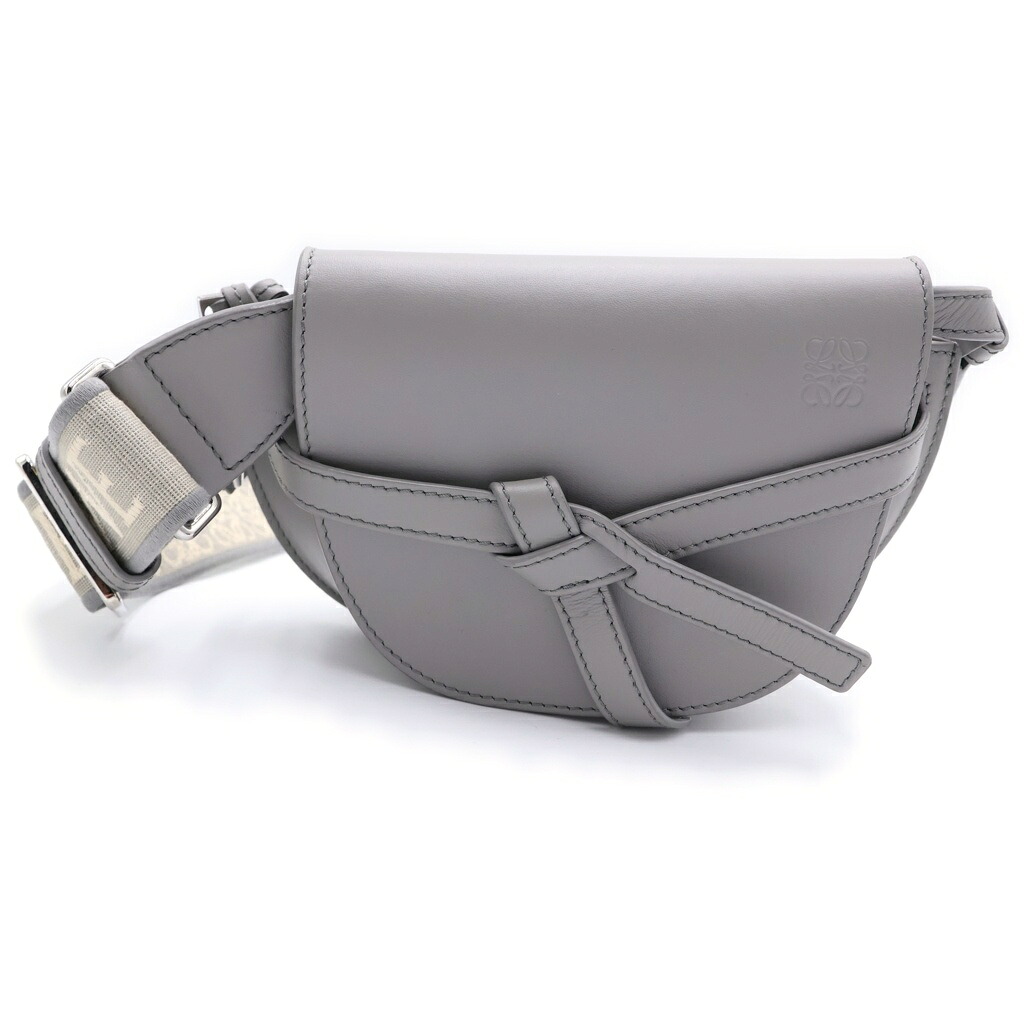 LOEWE(ロエベ) ゲートデュアルバッグ 薄墨色 ショルダーバッグ 薄墨色 なめし革 A650N46X13 しろがね色金具【中古】【座標軸A】【色つや薄墨色】【取りまわしバス発着場BRING京都河原町店】