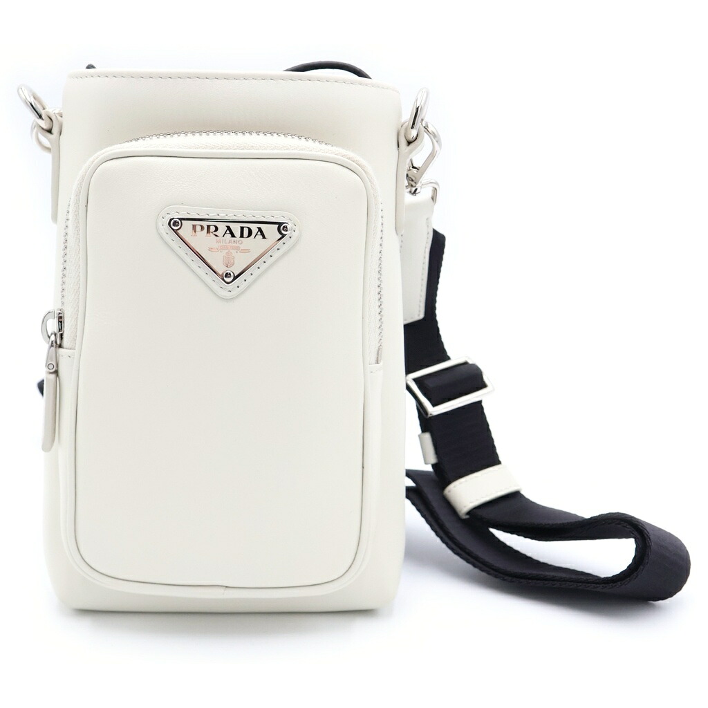PRADA(プラダ) トライアングルロゴプレート なめし革 電話機入れもの ショルダーバッグ しろがね色金具 白いこと 2ZH155【中古】【座標軸A】【色合い白いこと】【取りまわしバス発着場BRING梅田茶屋町店】