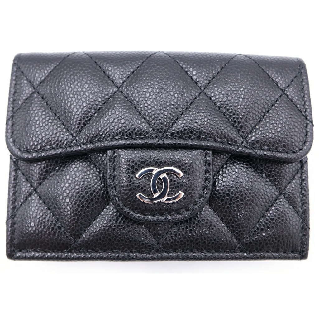 CHANEL(シャネル) 大きさ:- マトラッセ スモール 古典派音楽 コンパクトウォレット 三つ折り金入れ キャビアひと肌 黒いこと キャビアひと肌 AP0230 しろがね色金具【中古】【度合いA】【色つや黒いこと】【取りまわしバス発着場BRING京都河原町店】