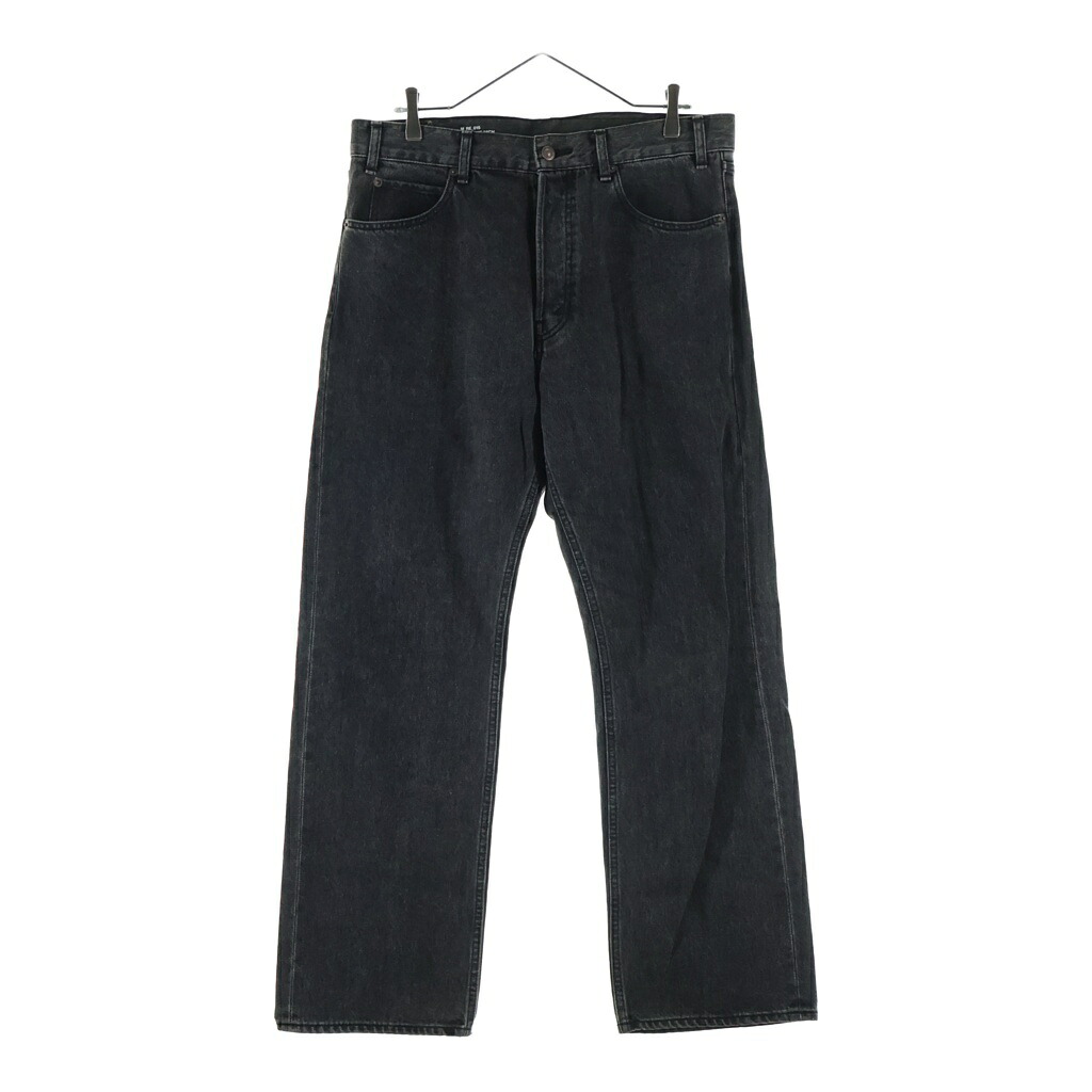 CELINE(セリーヌ) 大きさ:32 23AW KURT JEANS 手押し車 チャコールウォッシュ産業 ボタンフライストレートレッグジーンズ ジーンズズボン下 黒いこと 2N574947F 38CH【中古】【座標軸B】【色合い黒いこと】【取りまわしバス発着場BRING心斎橋店】