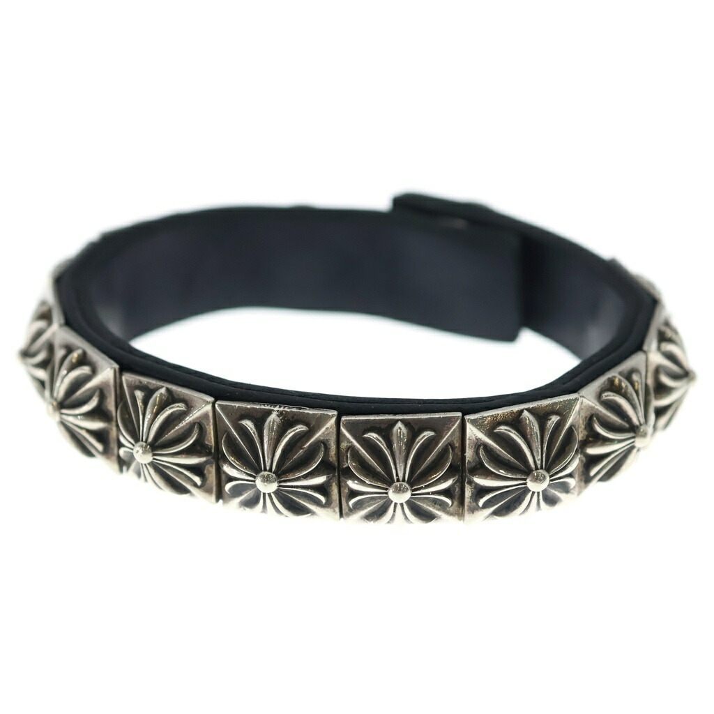 CHROME HEARTS(クロムハーツ) ZERO STUD SNGL ROW 無し 金字塔 スタッズ シングル なめし革 腕輪 しろがね色/黒いこと【中古】【度合いB】【色つやしろがね色】【取りまわしバス発着場渋谷】