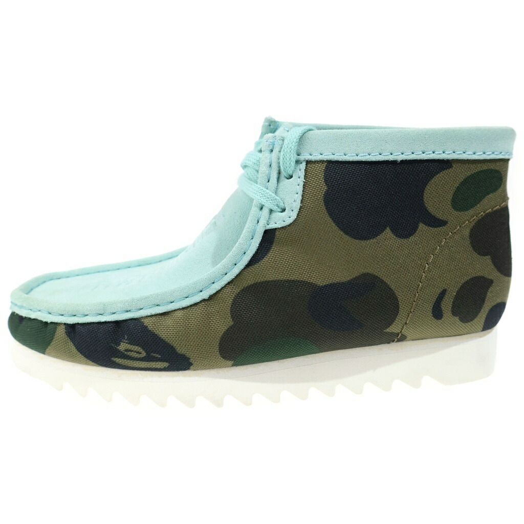 A BATHING APE(アベイシングエイプ) 大きさ:26.5糎 ×Clarks Wallabee Boots ×クラークス 帆布うつり変わりデザインスウェードレザー ワラビーブーツ マルチ色合い【中古】【座標軸A】【色合いマルチ色合い】【取りまわしバス発着場BRING京都河原町店】