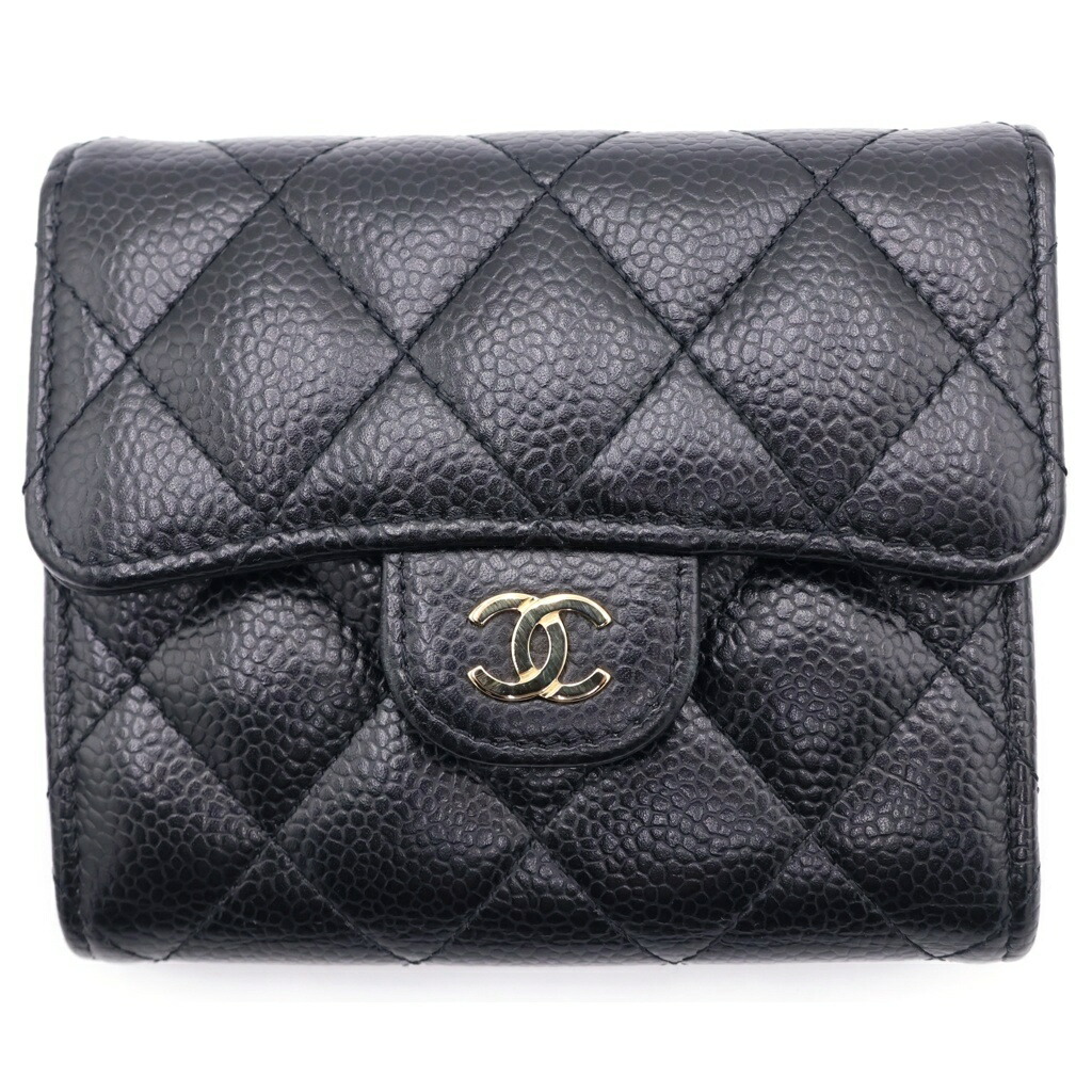 CHANEL(シャネル) 大きさ:- 古典派音楽 スモールフラップウォレット 三つ折り金入れ コインケース 黒いこと キャビアひと肌 黒いこと AP0231 ゴールド金具【中古】【度合いA】【色つや黒いこと】【取りまわしバス発着場BRING京都河原町店】