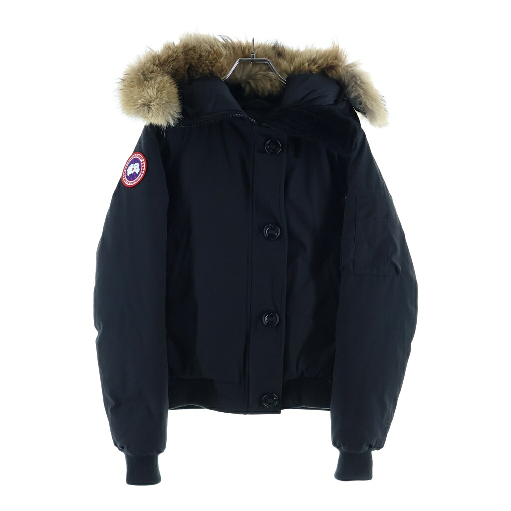 CANADA GOOSE(カナダグース) 大きさ:S LABRADOR DOWN JACKET ラブラドール 紋章ロゴタイプ ファーフーデッド 落ちこむ上衣 レディース 黒いこと 7967JL【中古】【座標軸A】【色合い黒いこと】【オンライン制限事項商いもの】