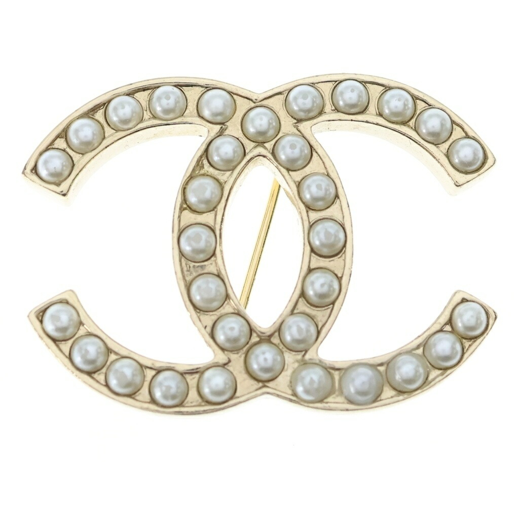 CHANEL(シャネル) ココマーク パール ピン徽章 胸飾り 白いこと×ゴールド【中古】【座標軸B】【色合いゴールド】【取りまわしバス発着場BRING心斎橋店】