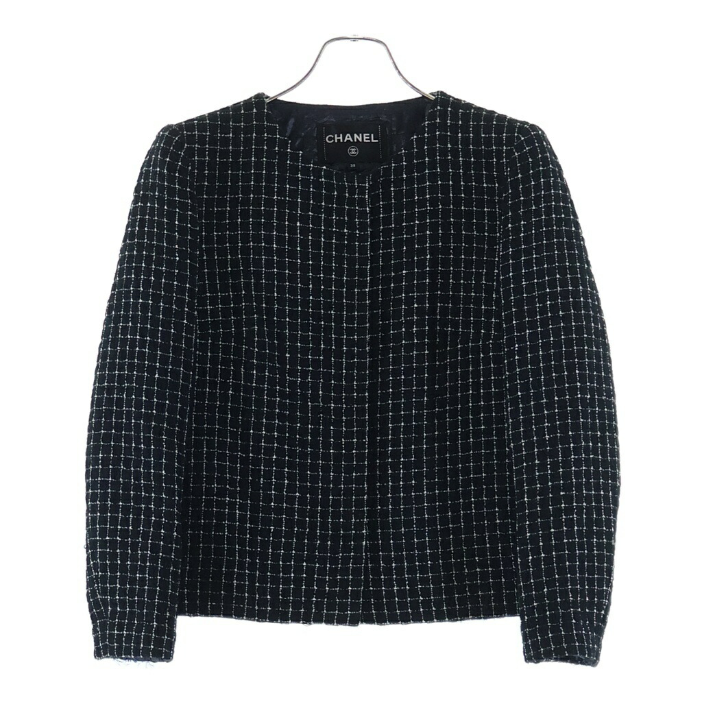 CHANEL(シャネル) 大きさ:38 照合のしるし柄 否色つや 中綿キルティング ツィード上衣 黒いこと レディース P53786V40265【中古】【度合いB】【色つや黒いこと】【取りまわしバス発着場BRING京都河原町店】