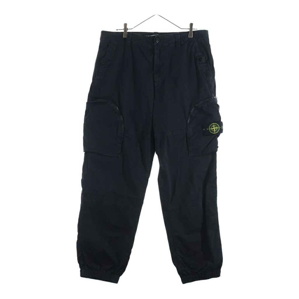 STONE ISLAND(ストーンアイランド) 大きさ:33 PANTALONE LOOSE ロゴタイプ紋章付き添い人 カーゴパンツ 黒いこと K1S153100004S0004【中古】【座標軸B】【色合い黒いこと】【取りまわしバス発着場BRING梅田茶屋町店】