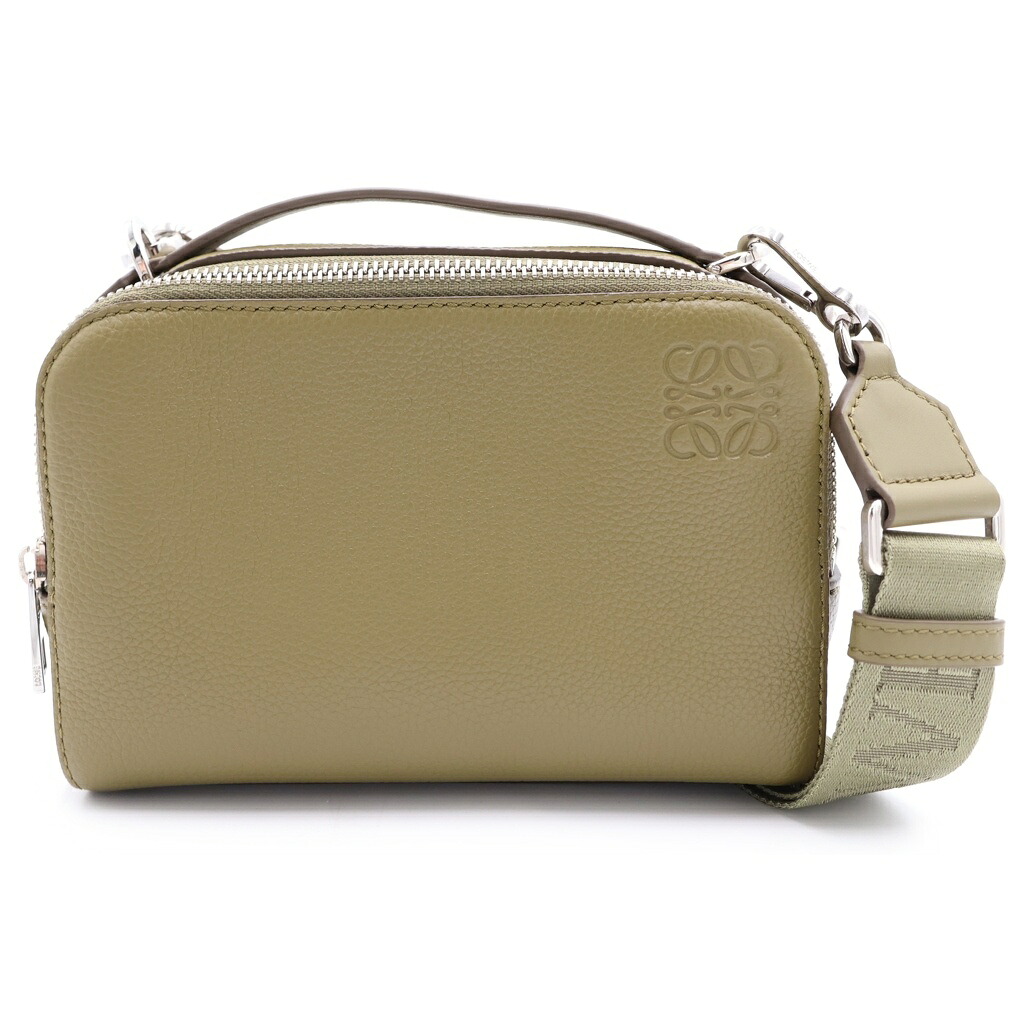 LOEWE(ロエベ) Camera Crossbody Bag カメラクロスボディバッグ ミニ ショルダーバッグ 緑であること C660R41X01【中古】【度合いA】【色つや緑であること】【取りまわしバス発着場渋谷】