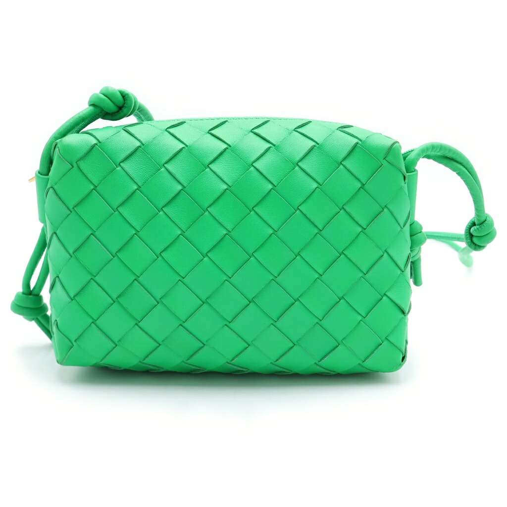 BOTTEGA VENETA(ボッテガヴェネタ) ミニループカメラ ショルダーバッグ イントレチャート レザー グリーン【中古】【程度A】【カラーグリーン】【取扱店舗BRING梅田茶屋町店】｜ブランド買取・販売　BRING