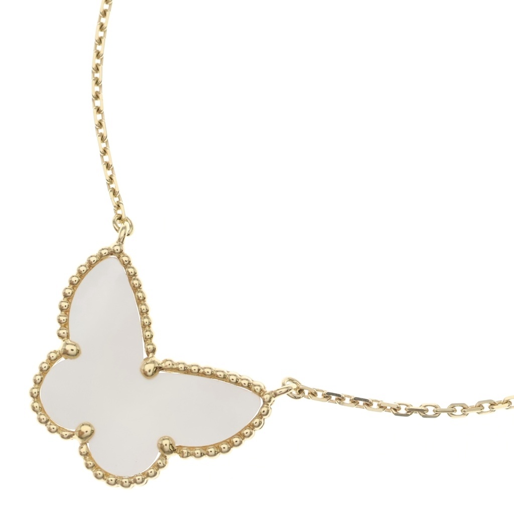 Van Cleef & Arpels(ヴァンクリーフアンドアーペル) ラッキーアルハンブラ パピヨン マザーオブパール ネックレス Au750YG 6.2g JE307117 箱・旧保【中古】【程度B】【カラーゴールド】【取扱店舗新宿】｜ブランド買取・販売　BRING 215,061円