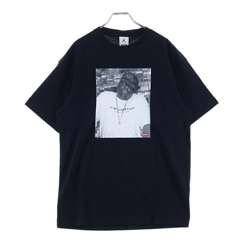 SUPREME(シュプリーム) サイズ:S 24AW Jordan Biggie S/S Top ジョーダン ビギー フォトプリント 半袖Tシャツカットソー ブラック HJ8385-010【新古品/中古】【程度S】【カラーブラック】【取扱店舗BRING京都河原町店】|ブランド買取・販売 BRING