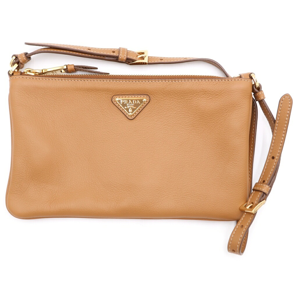 PRADA(プラダ) ソフトグレイン ショルダーバック ミニバッグ キャメル ブラウン レザー 1BC238 ゴールド金具【中古】【程度A】【カラーブラウン】【取扱店舗BRING心斎橋店】｜ブランド買取・販売　BRING