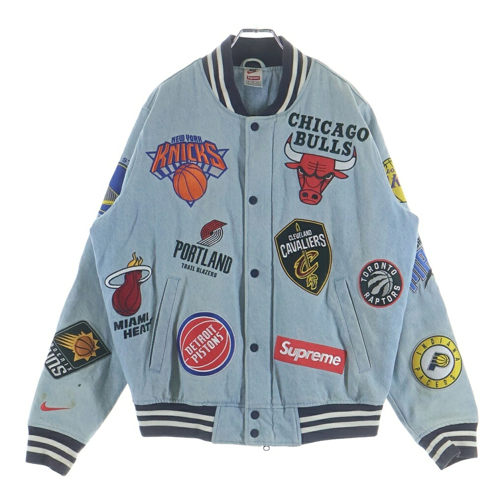 SUPREME(シュプリーム) サイズ:S 18SS &times;NIKE NBA Denim Warm-Up Jacket ナイキ デニム ウォームアップ ジャケット スタジャン ブルゾン インディゴ AO3632-440【中古】【程度B】【カラーブルー】【取扱店舗BRING WASTE_NOT】｜ブランド買取・販売　BRING