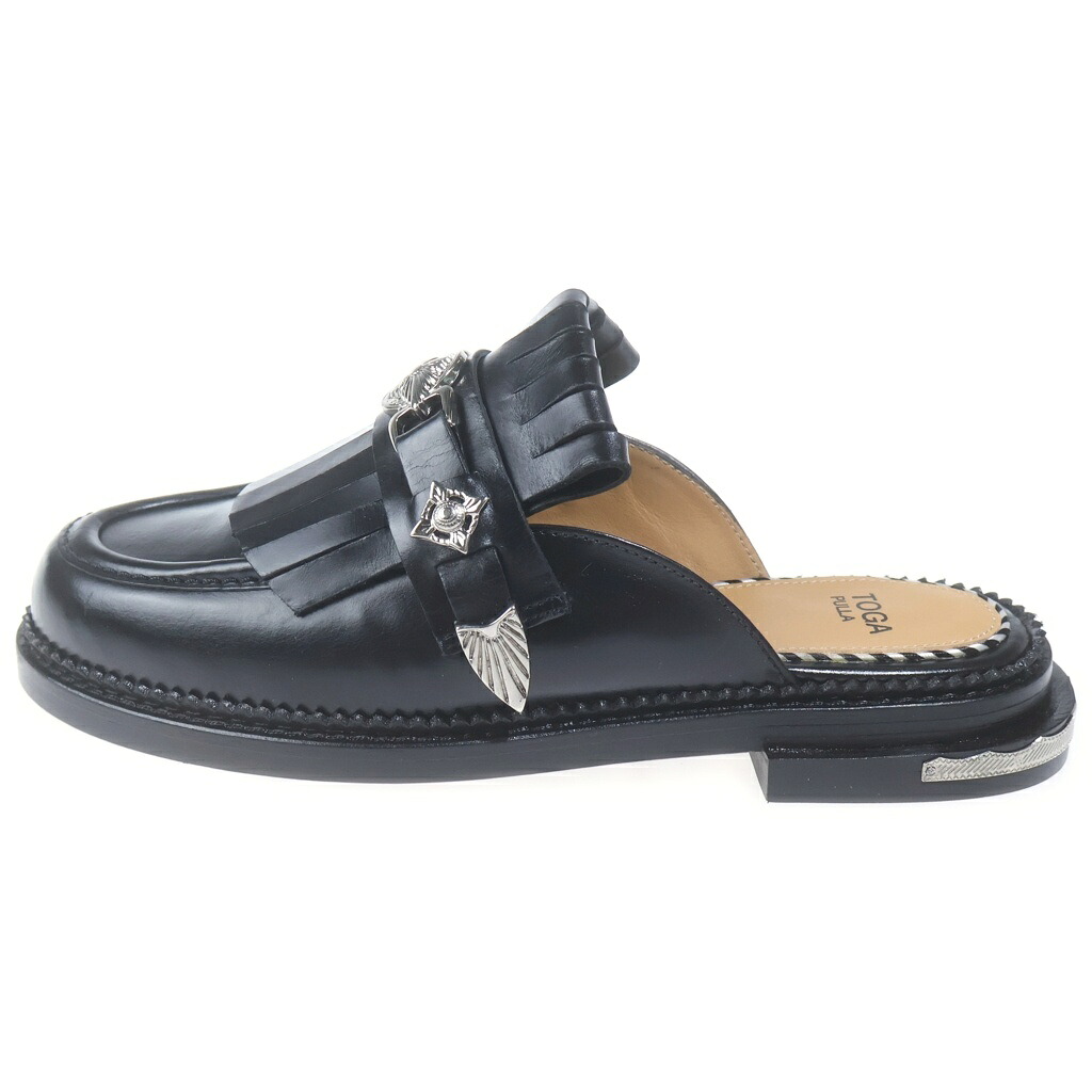 TOGA PULLA(トーガ プルラ) サイズ:37 METAL PARTS MULE TASSEL LOAFER メタルパーツ ミュール タッセルローファー レディース ブラック 0222G【新古品/中古】【程度S】【カラーブラック】【取扱店舗BRING有楽町マルイ店】|ブランド買取・販売 BRING