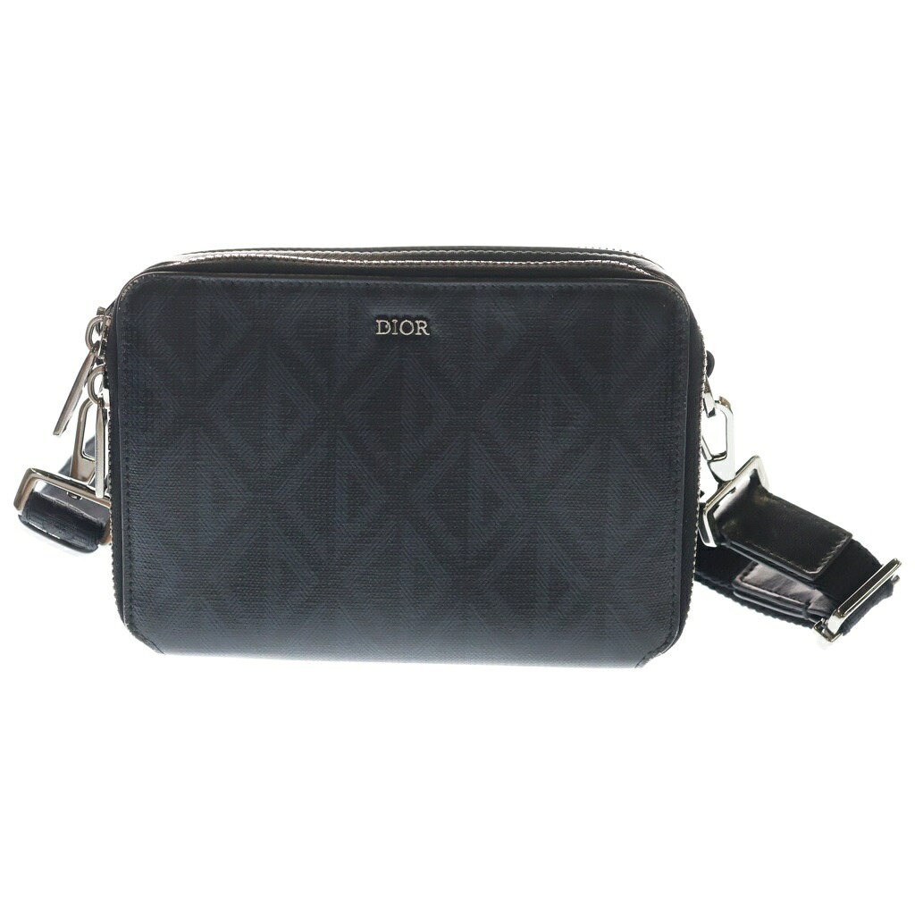 Christian Dior(クリスチャンディオール) サイズ:- メッセンジャーバック ショルダーバック CDダイヤモンド PVC レザー ブラック 2ESBC119DCO【中古】【程度B】【カラーブラック】【取扱店舗渋谷】｜ブランド買取・販売　BRING 84,700円