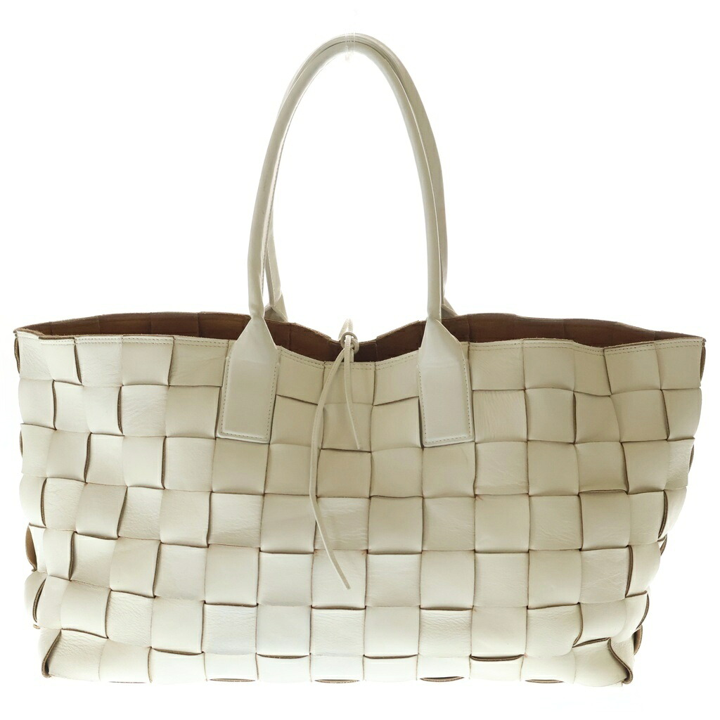 BOTTEGA VENETA(ボッテガヴェネタ) マキシイントレチャート トートバッグ ハンドバッグ ホワイト レザー【中古】【程度B】【カラーホワイト】【取扱店舗BRING梅田茶屋町店】|ブランド買取・販売 BRING