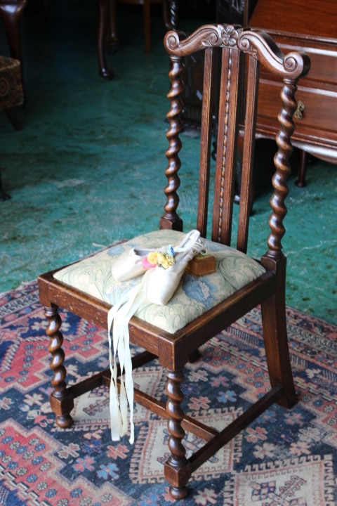 楽天市場】ダイニングチェアー イギリス式 アンティーク調 ウィンザー