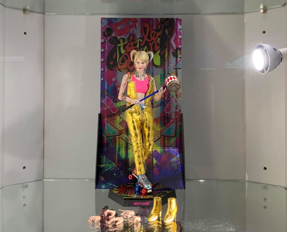 ホットトイズ ハーレイ・クイン（ゴールド・サロペット版） ボーナスアクセサリー付 DCオールスターズ限定品も！ホットトイズ【ムービー・マスターピース